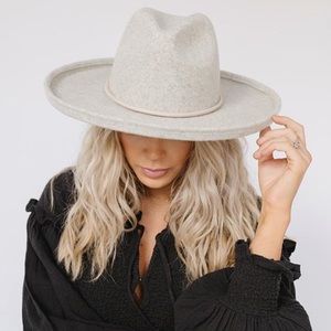 GIGI PIP Cara Loren Pencil Brim in heather gray XL-61 NWT